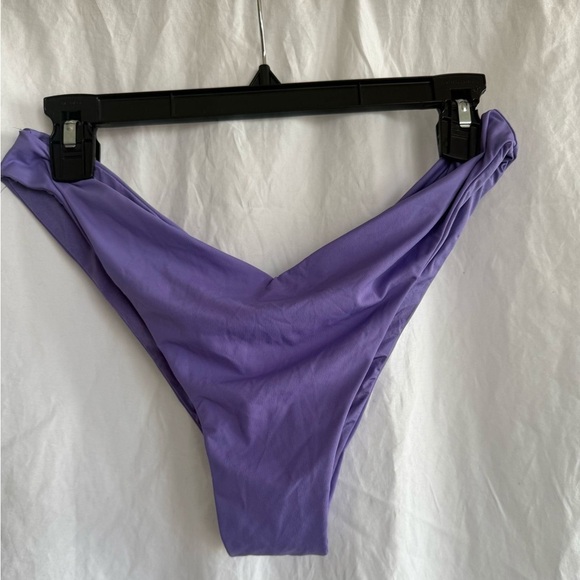 WEWOREWHAT Delilah Bikini Bottom in Amethyst Size Large NEW - Picture 8 of 11